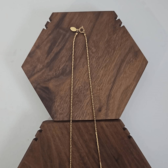 Avon Gatsby Collection Necklace Wired Crescent Shaped Lucite Shrimp-Like Pendant - Picture 4 of 6